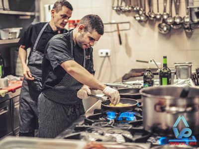 bep-au-cong-nghiep-nao-danh-cho-nha-hang-vua-va-nho-32-inoxvanphat