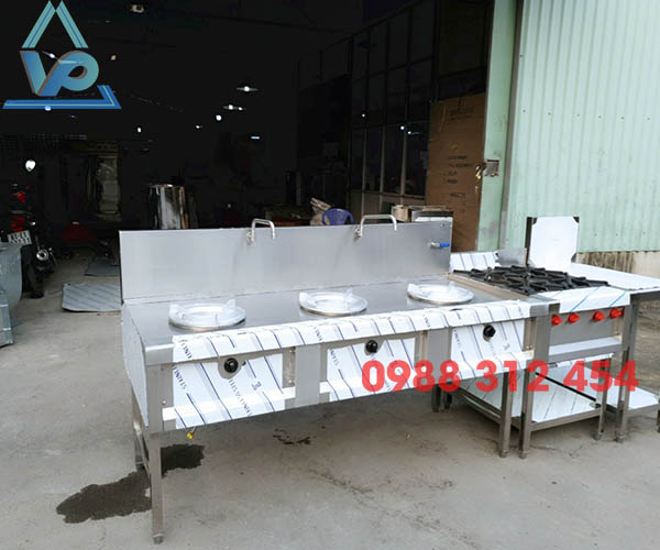 don-vi-nao-san-xuat-bep-a-cong-nghiep-chat-luong-uy-tin-135-inoxvanphat