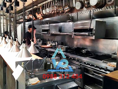 nhung-loi-ich-thiet-bi-bep-cong-nghiep-mang-lai-24-inoxvanphat