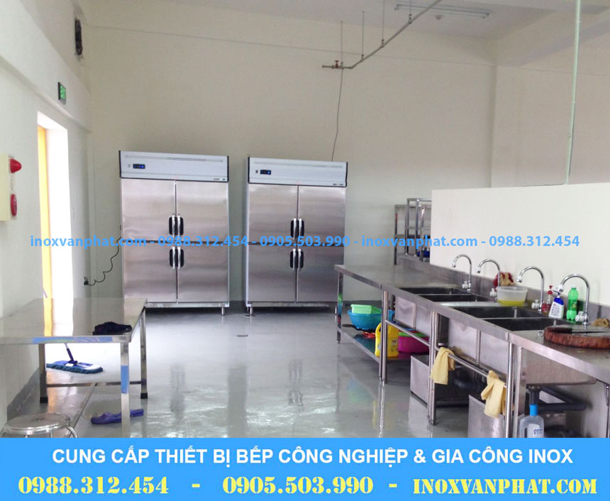 Tủ mát áp dụng tại các gian bếp Tủ mát áp dụng tại các gian bếp