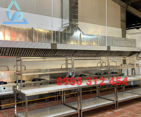 vi-sao-lai-nen-dung-ban-inox-cong-nghiep-142-inoxvanphat